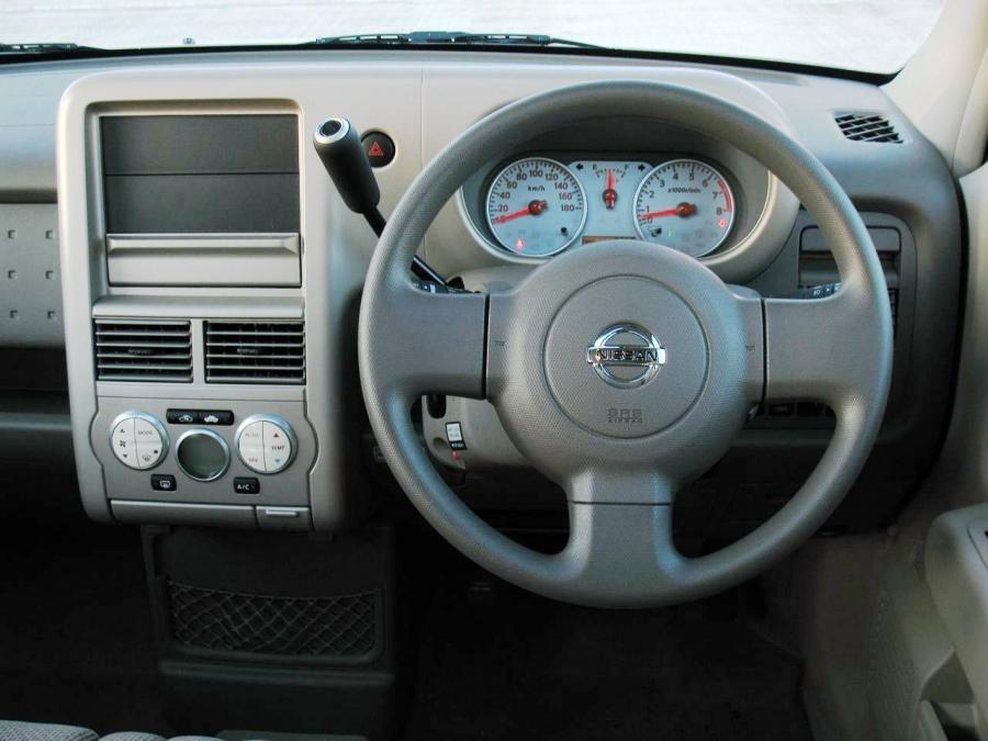  Nissan Cube 2008 года  (фото 46 из 61)